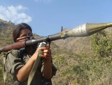 Βίντεο-σοκ: Κούρδοι αντάρτες σκοτώνουν σχεδόν εξ επαφής Τούρκους στρατιώτες σε ενέδρα